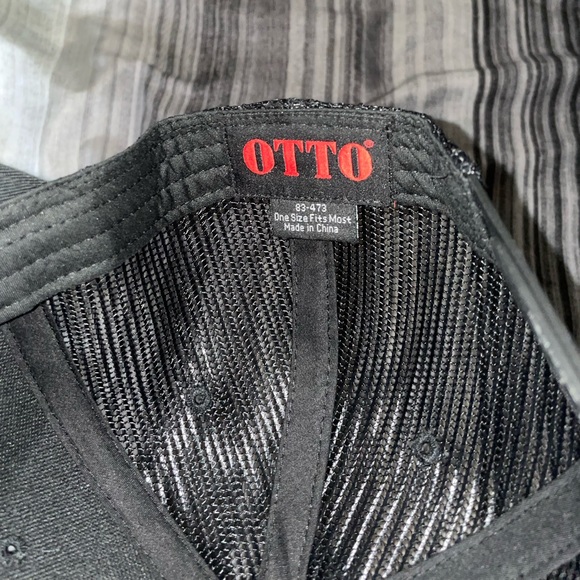 OTTO x THE WEEKND x ‘XO’ Trucker Hat - Picture 2 of 3